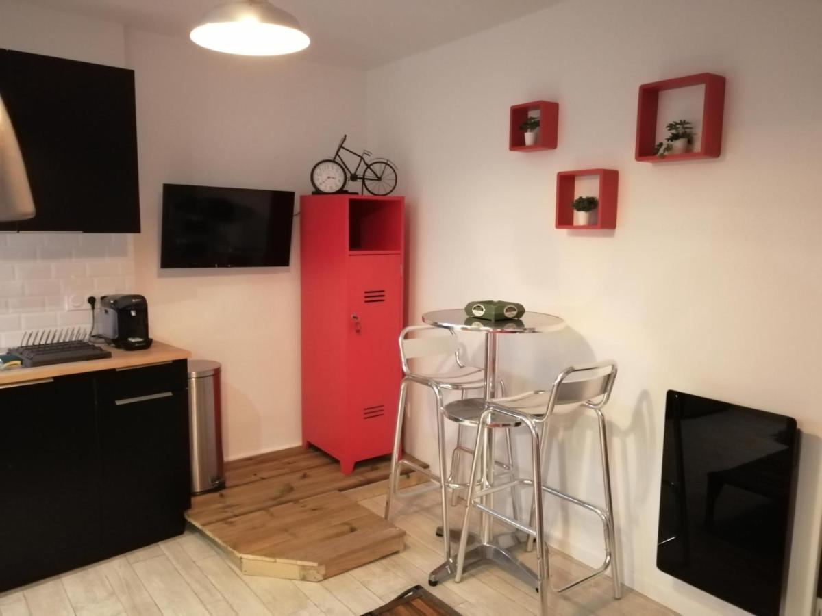 Studio "La Brique Rouge" Ажен Экстерьер фото